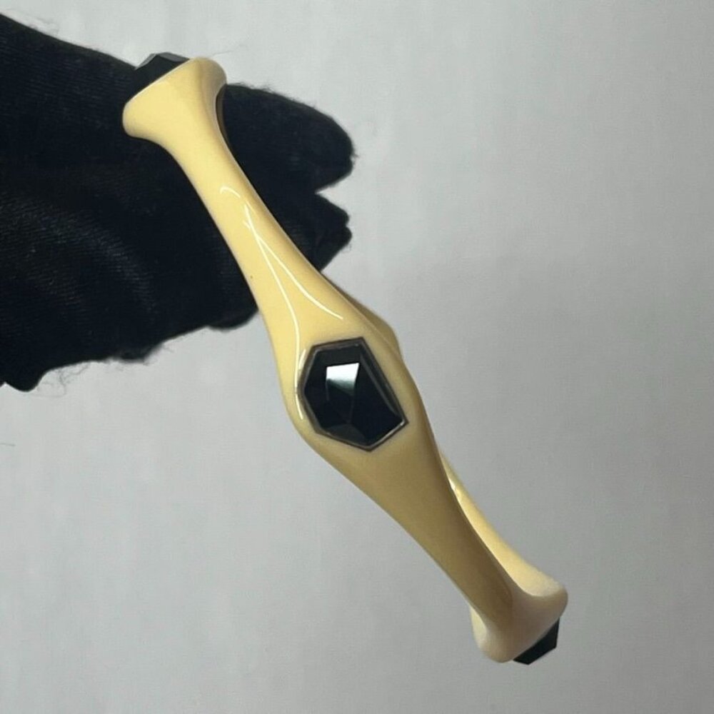 Ippolita  Onyx Stone Cream Resin  Bangle  Bracelet